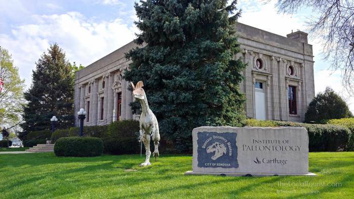 Carthage Institute of Paleontology and the Dinosaur Discovery Museum in Kenosha Wisconsin