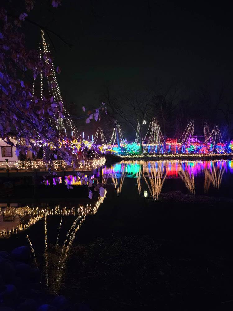 Holiday Light Show at Rotary Botanical Gardens in Janesville Wisconsin